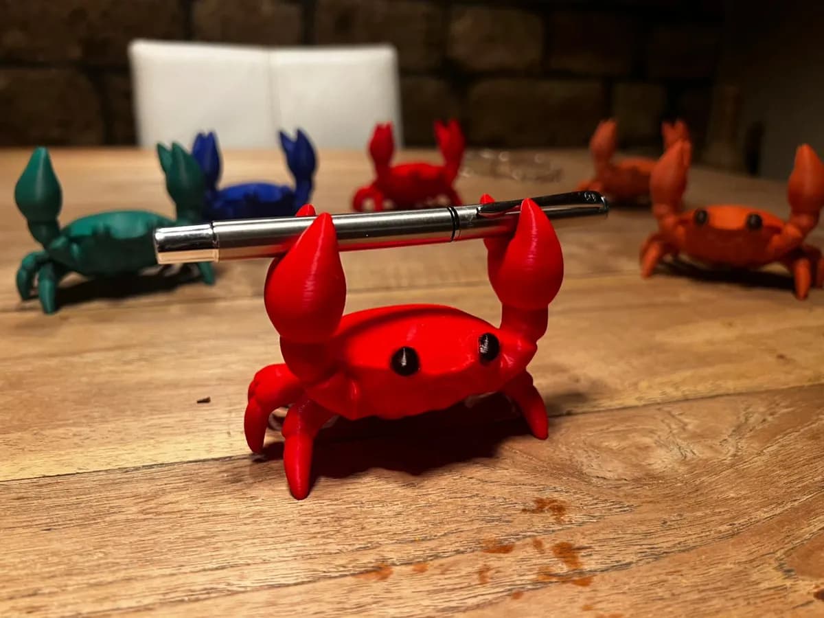 Crab Pen Holder - Desk Buddy