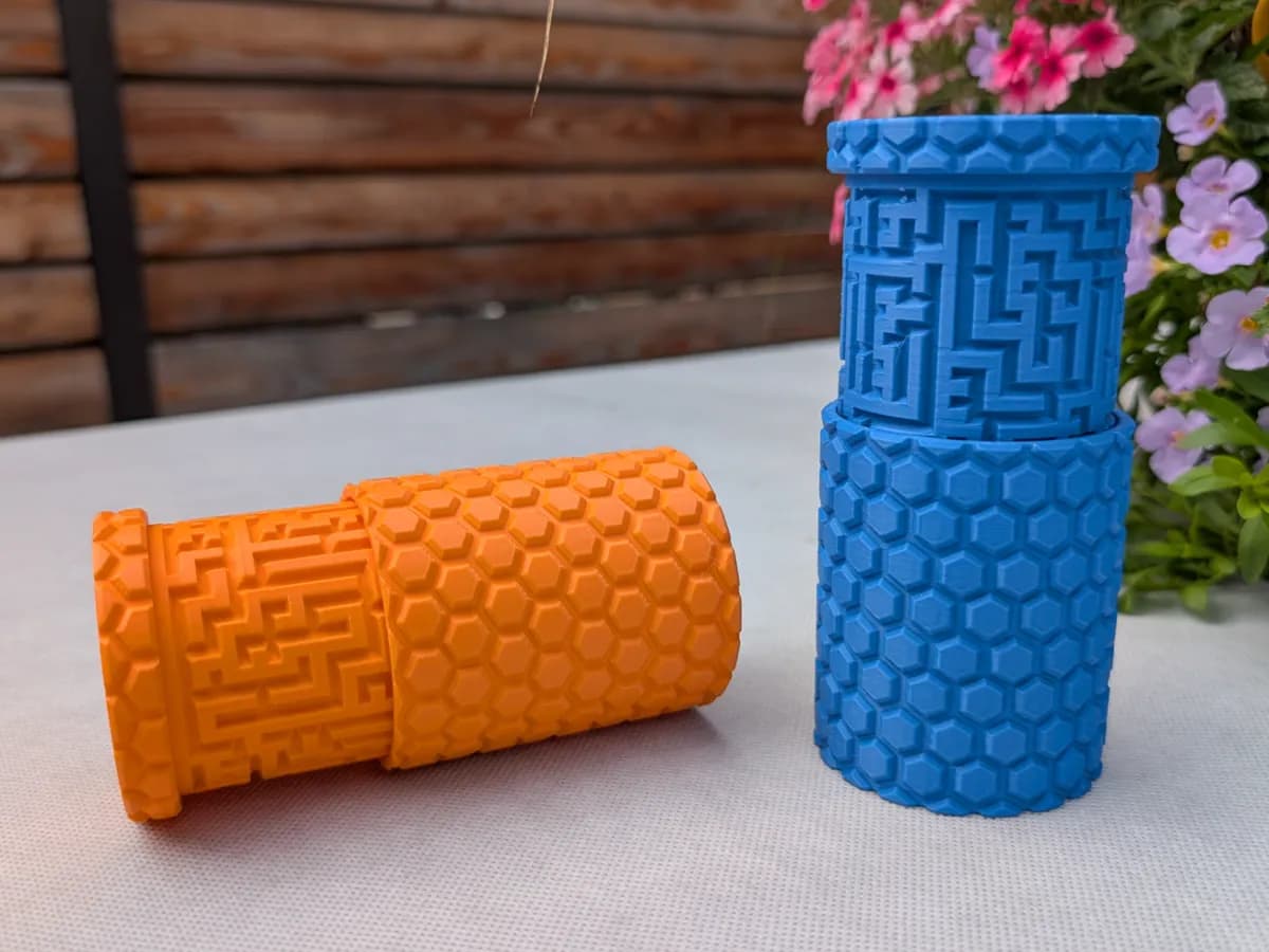 Maze Puzzle Box - Honeycomb design