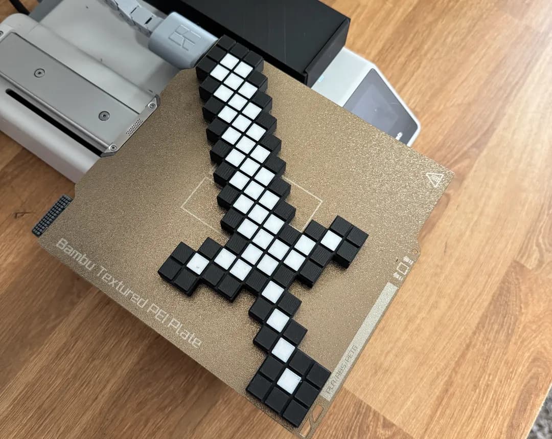 Pixel Sword – Minecraft-Inspired, Customizable