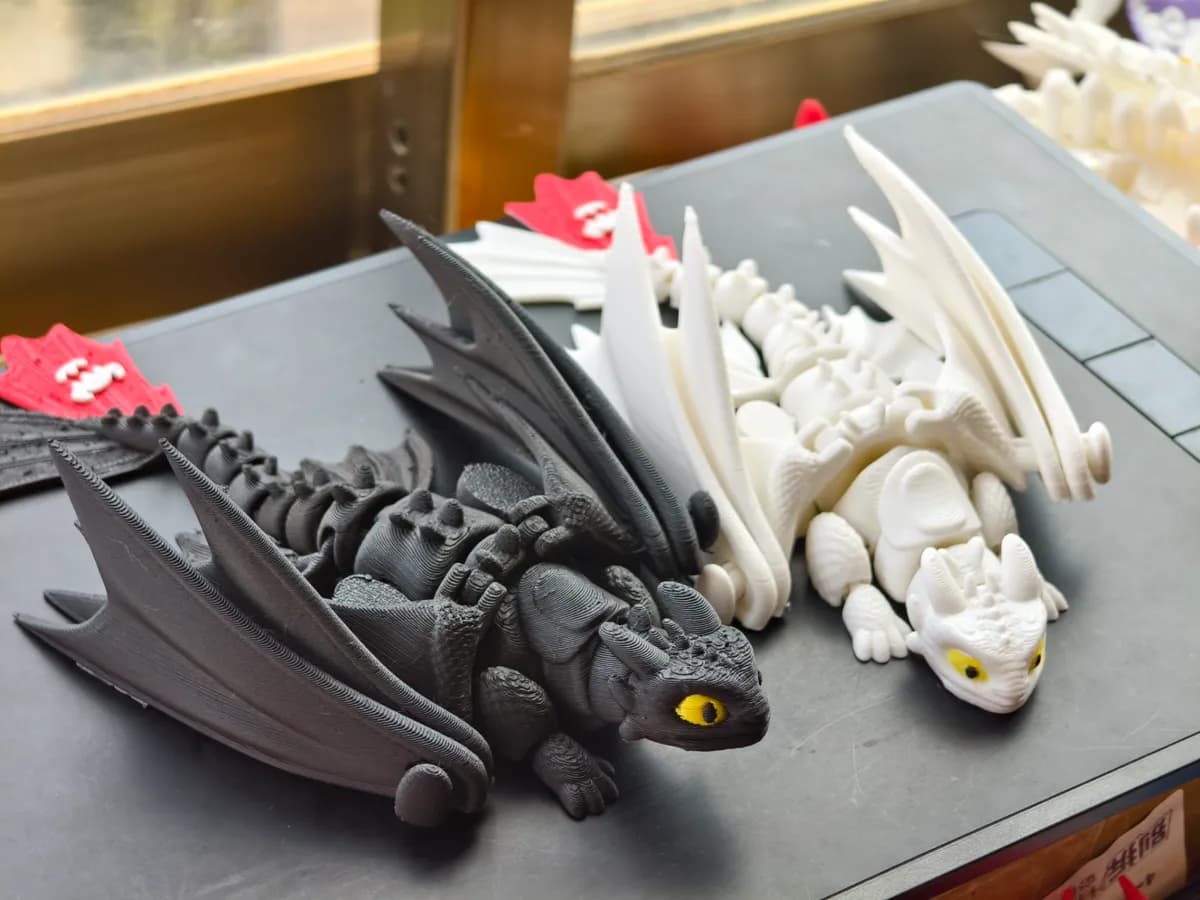 Toothless, foldable wings, no supports, printable on MINI